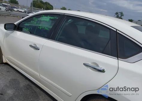 2018 Nissan Altima 2.5 S из США, поврежденный, VIN 1N4AL3AP2JC218861